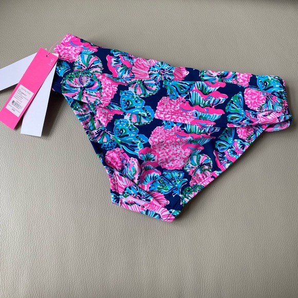 Lilly Pulitzer bikini bottom - Picture 5 of 6